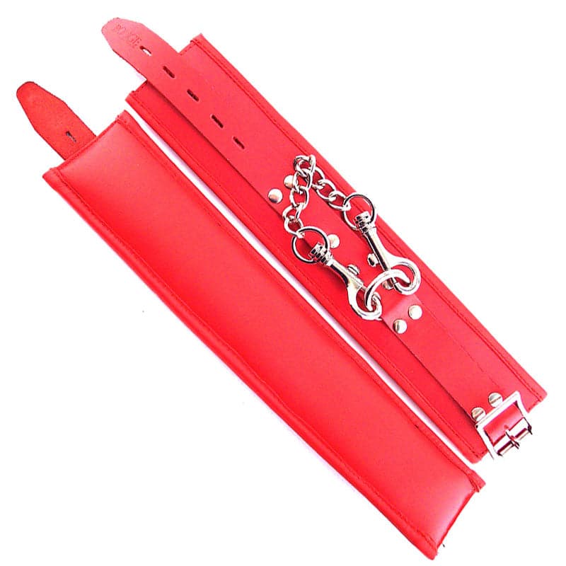 Puños de muñeca acolchados de color rojo de Rouge Garments