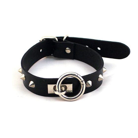 Rouge Garments O-Ring Colarinho fino com tachas Preto